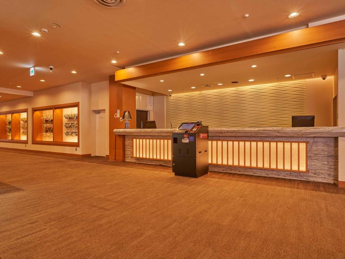 Ooedo Onsen Monogatari Ureshinokan Exterior photo