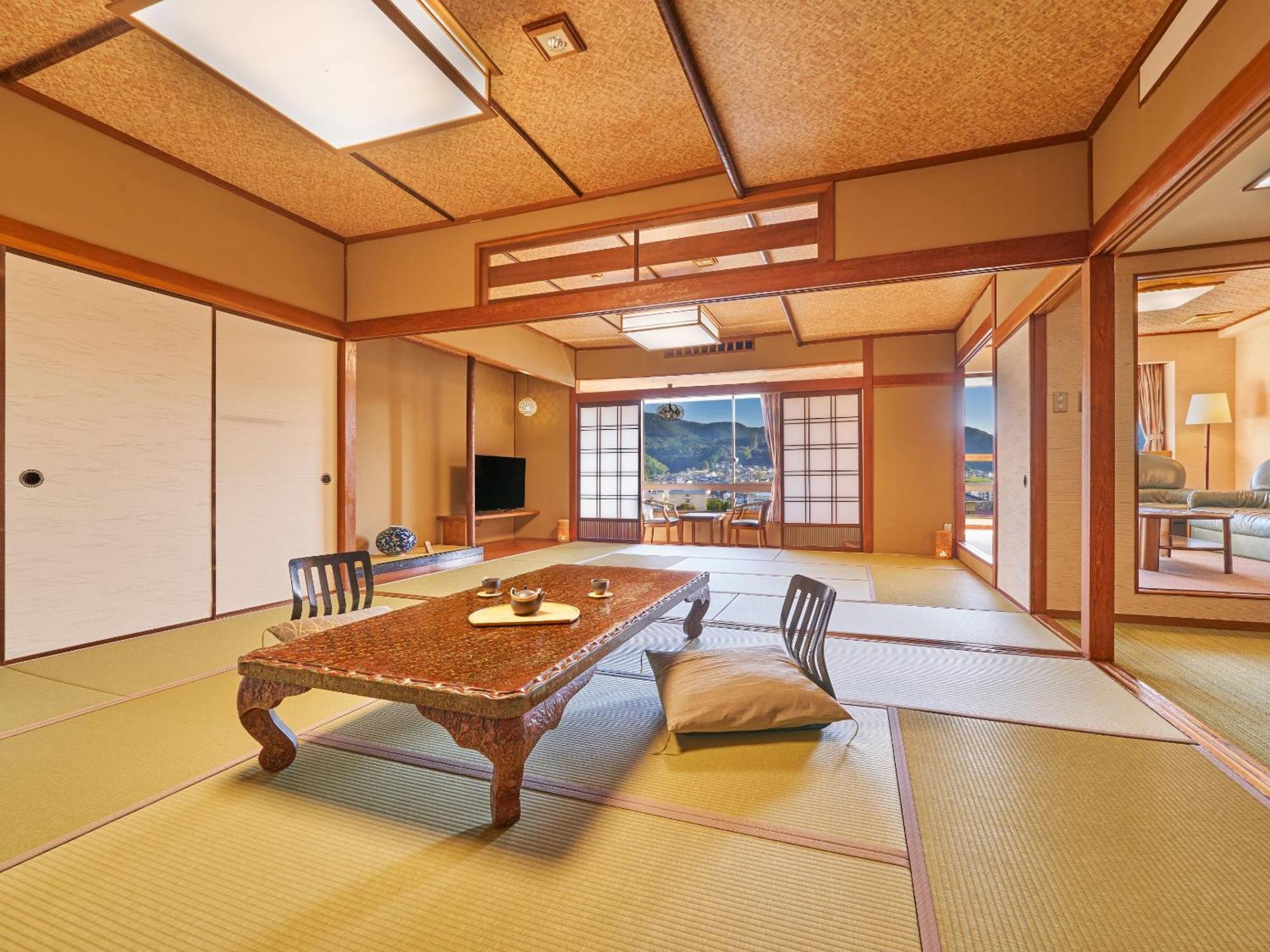 Ooedo Onsen Monogatari Ureshinokan Room photo